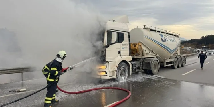 Bayburt’ta inşaattan düşen işçi yaralandı