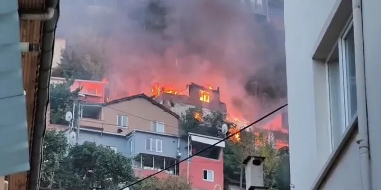 Bursa’da ev yangını: Yaşlı adamın cansız bedeni bulundu