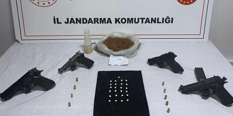 Şanlıurfa’da uyuşturucu operasyonu: 3 gözaltı
