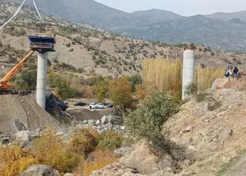Viyadük inşaatında çökme: 4 işçi yaşamını yitirdi