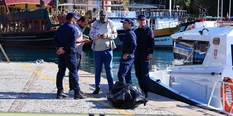Denizde genç kızın cansız bedeni bulundu