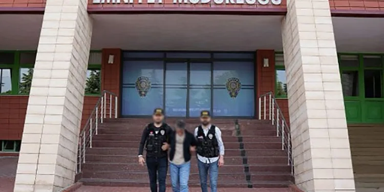 Uyuşturucu ticareti suçundan 8 yıl hapis cezasıyla aranan şahıs yakalandı