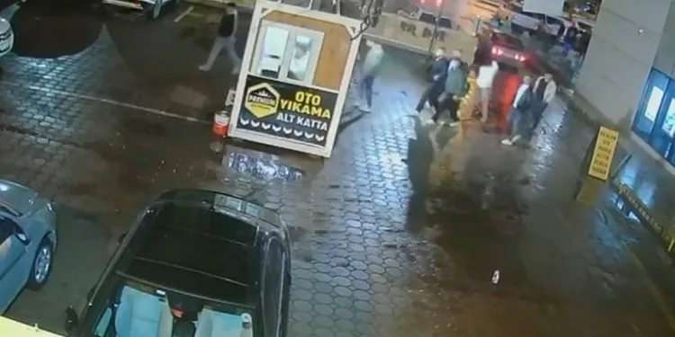 Yan baktın kavgası: 23 yaşındaki genç hayatını kaybetti