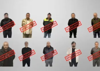 Aranan 10 suçlu Türkiye’ye getirildi