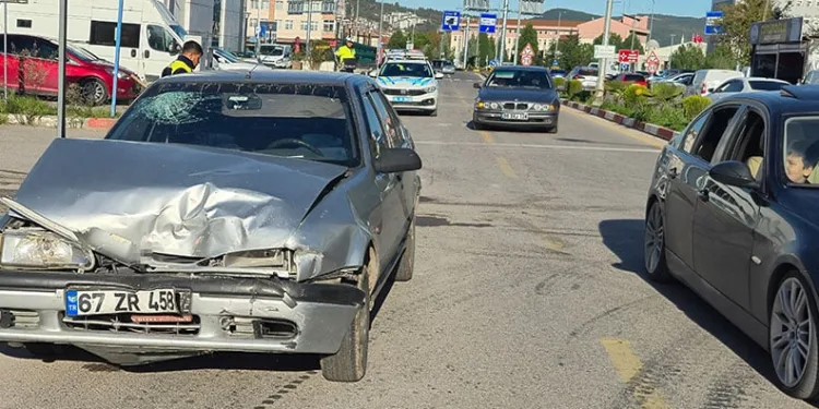 Bartın’da feci kaza: 3 yaralı