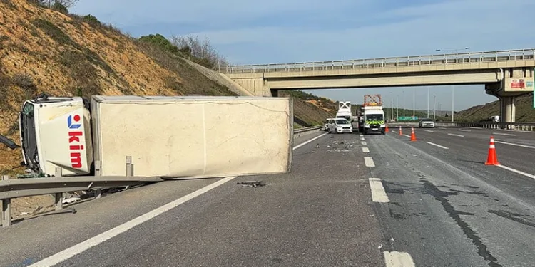 Kuzey Marmara Otoyolu’nda zincirleme kaza