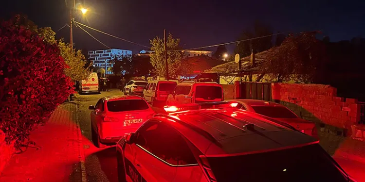Tartıştığı babasını bıçaklayarak öldürdü
