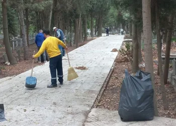 Karacabey’de mezarlıklara özenli bakım