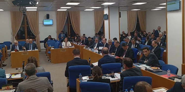 TBMM’de ‘Kürt illeri’ tartışması