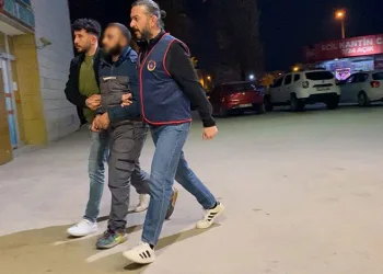 Bursa’da uyuşturucu taciri otobüste yakalandı