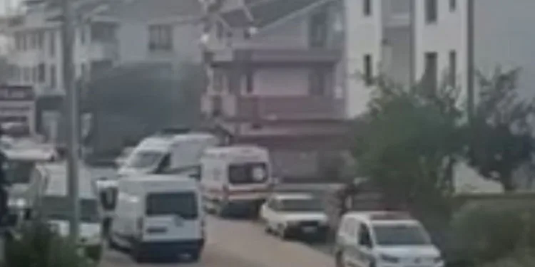 Ocakta unutulan çaydanlık yandı: 2 kişi hastanelik oldu