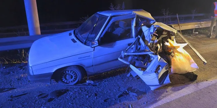 Bilecik’te tır otomobile arkadan çarptı: 1 yaralı
