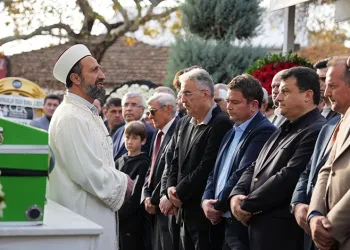 Erkan Aydın’ın kayınvalidesi Asude Koçak son yolculuğuna uğurlandı