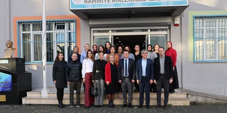 Erkan Aydın’dan öğretmenleri unutmadı