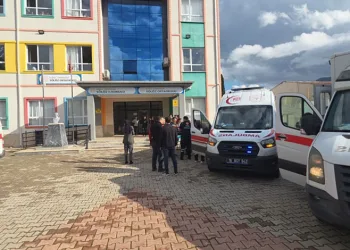 Şinitzel makarna yiyen öğrenciler hastaneye kaldırıldı!
