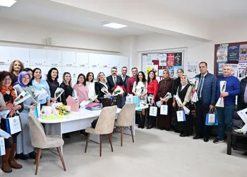 “Öğretmenler, bizim kahramanlarımızdır”