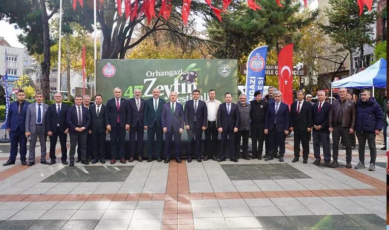 47. Orhangazi Zeytin Festivali Coşkusu Cumhuriyet Meydanı’na Taştı