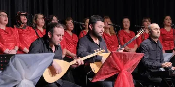 İnegöl Belediyesi THM korosundan muhteşem müzik ziyafeti