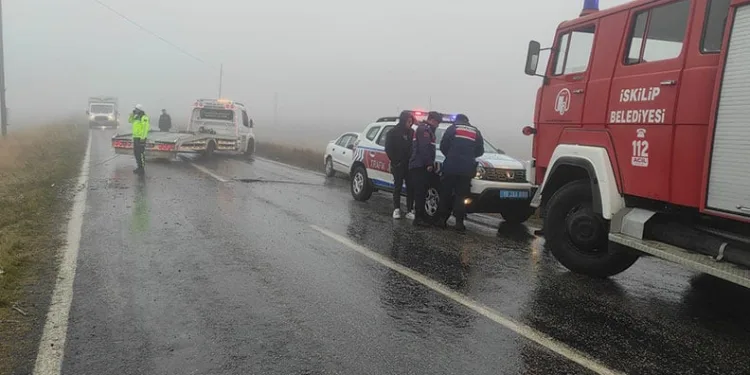 Çorum’da sis trafik kazasına sebep oldu: 5 yaralı
