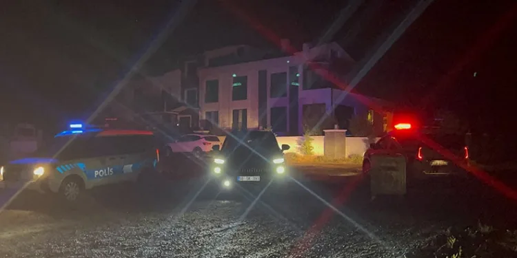 Damadını gözünden vurdu