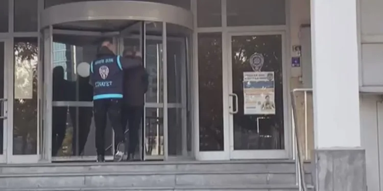 2 çocuk annesini sokak ortasında katleden şahıs yakalandı