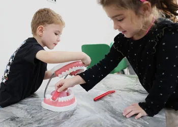 Osmangazi’de minikler sağlıklı gülüşlerin sırrını öğrendi