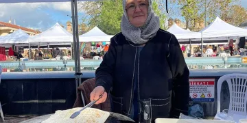 Heykel’de meydan kadınların