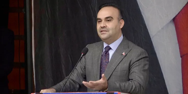 “Türkiye, teknolojiyle kalkınan bir ülke haline geliyor”