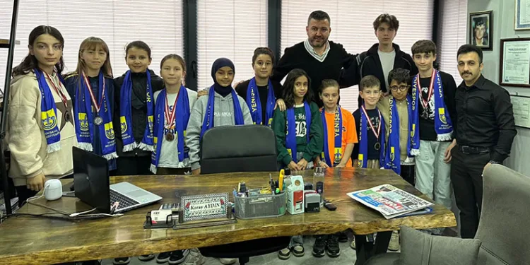 Yenişehir Belediyespor başarıya doymuyor