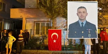 Sakaryalı şehidin baba ocağına Türk bayrağı asıldı