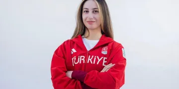 Özge Yılmaz’dan gümüş madalya