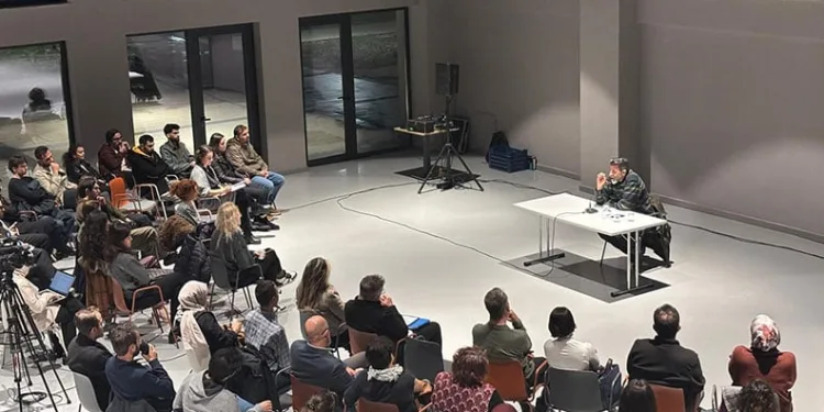 Bursa Nilüfer’de toplumsal rollerin sahnelenişi konuşuldu