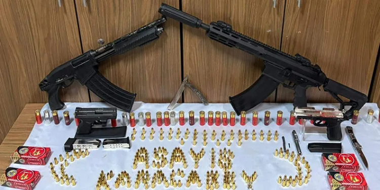 Bursa’da silah satıcılarına operasyon