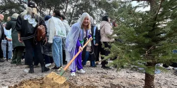 İzmir’de 115 bin fidan toprakla buluştu
