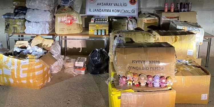 Tırda 3 milyon değerinde kaçak ürün ele geçirildi