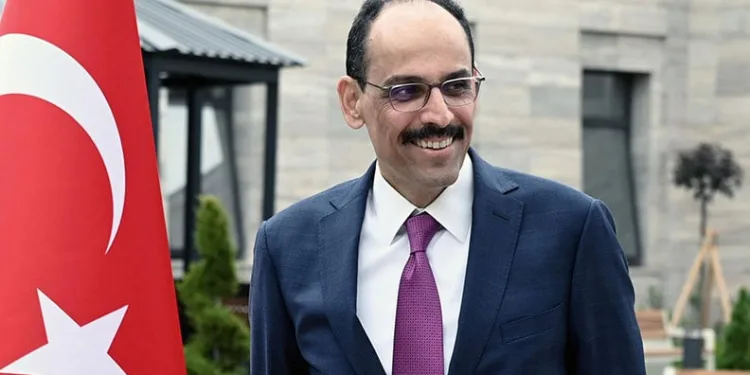 “Öğretmenlerimizin rehberliği gençlerimiz için güvenilir pusula olmuştur”