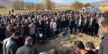 Van’daki feci kazada ölü sayısı 4’e yükseldi