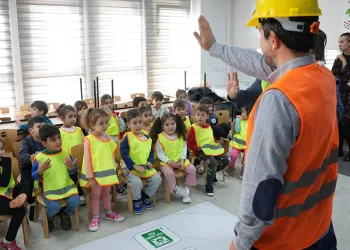Osmangazi kreşlerinde miniklere iş güvenliği eğitimi