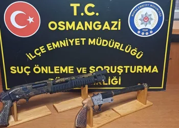 Osmangazi’de ruhsatsız silah operasyonu: 3 gözaltı