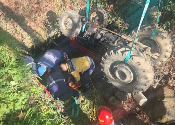 Osmangazi’de engelli bireyler farkındalık için yürüdü