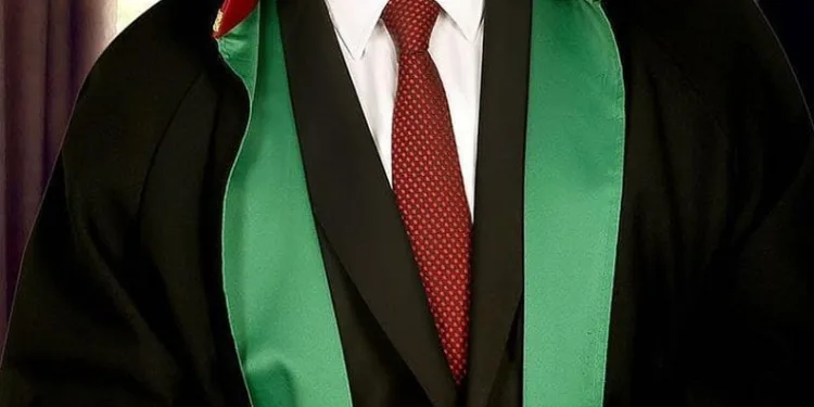 Avukatlara meslek ayarı