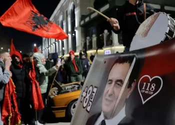 Kosova sandık başında