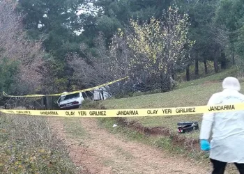 Kayıp kadın ile eski eşi, otomobilin içinde ölü bulundu