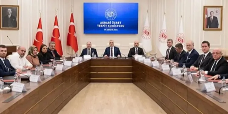Asgari ücret maratonu bugün başlıyor