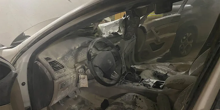 Bursa’da kapalı otoparkta yanan otomobil paniğe neden oldu