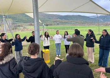 Gençler iklim krizini doğada ele aldı