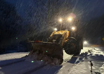 Osmangazi’de kar sonrası buzlanmaya karşı seferberlik