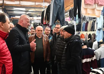 Karacabey’de belediyecilik sahada yapılıyor