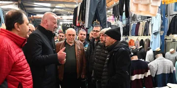 Karacabey’de belediyecilik sahada yapılıyor