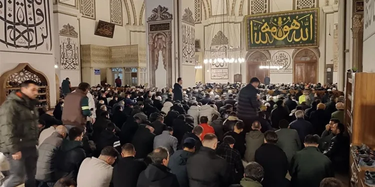 Regaip Kandili’nde Bursalılar Ulu Cami’de buluştu